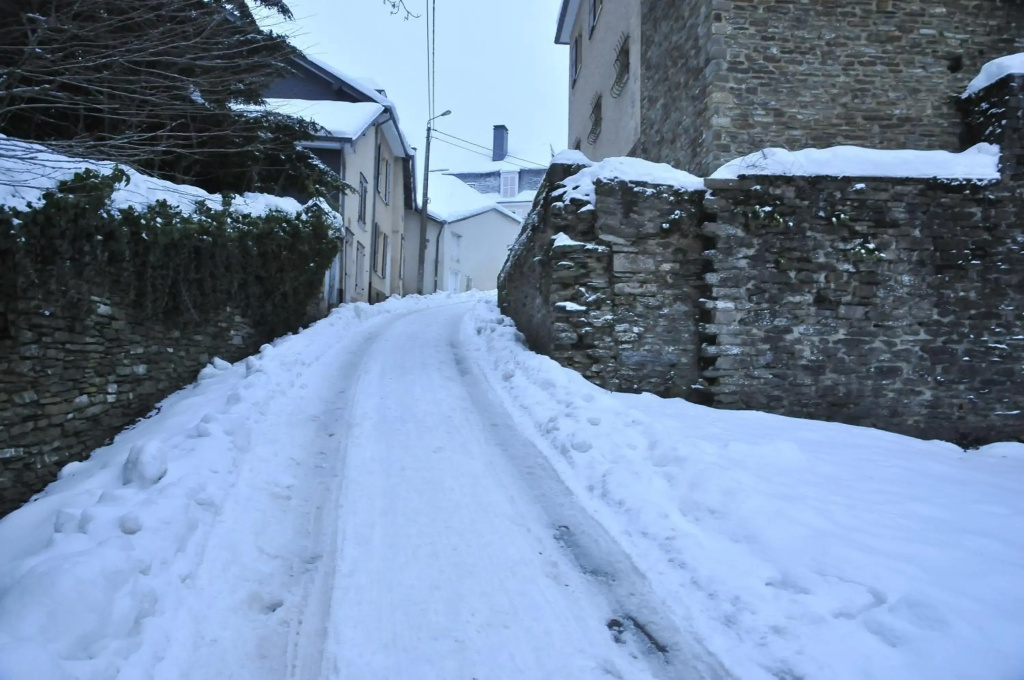 Un logis au 13 Faubourg de France à Bouillon à 50m de la Semois