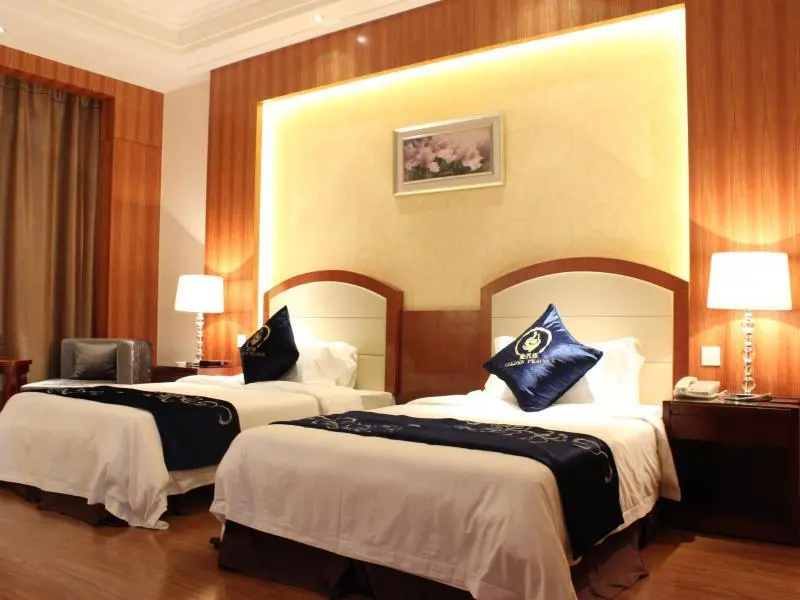 Golden Peacock Resort Hotel - Chambres