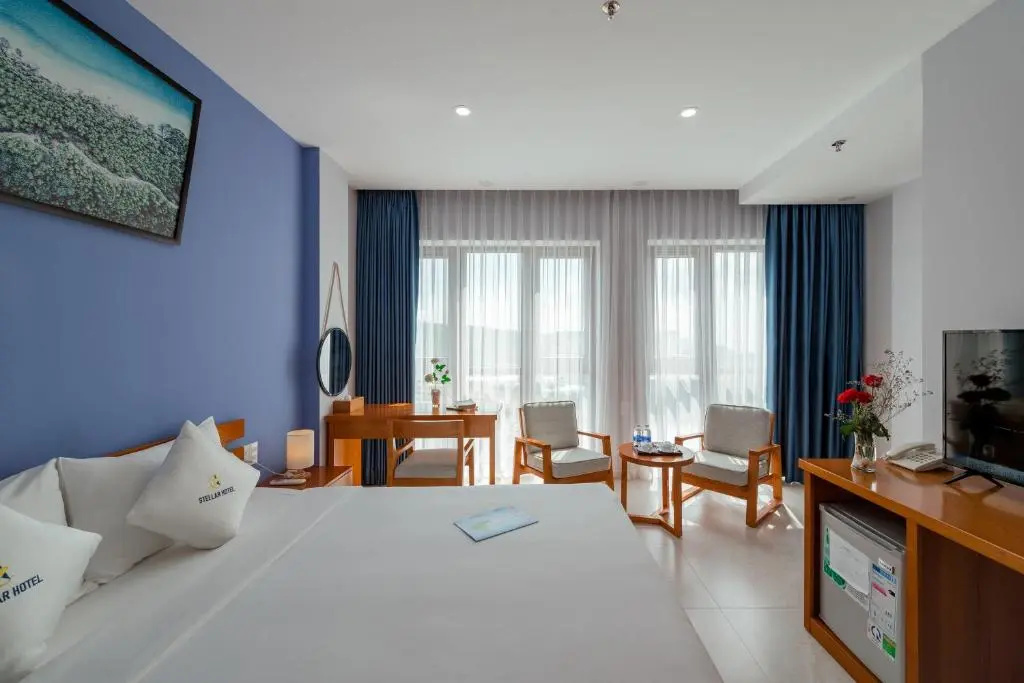 Deluxe Double room with sea view (full double bed)