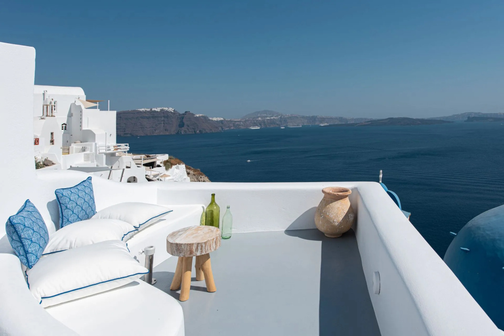 Balcony & Terrace