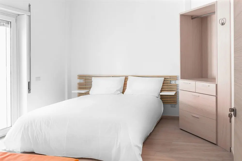 Comfort room