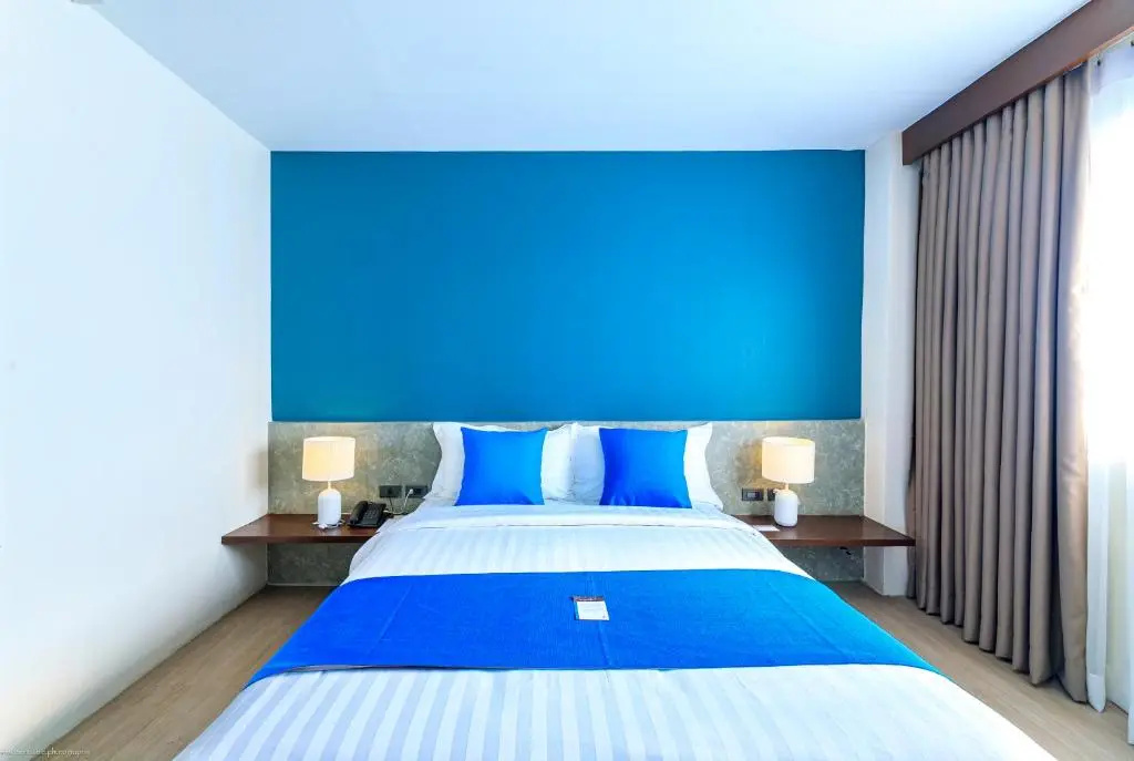 Deluxe Double room (full double bed)