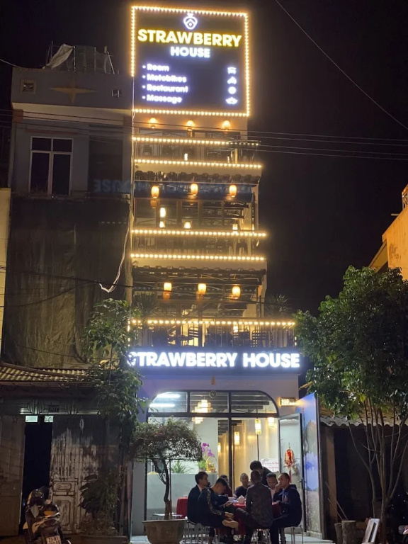 Strawberry Ha Giang Loop