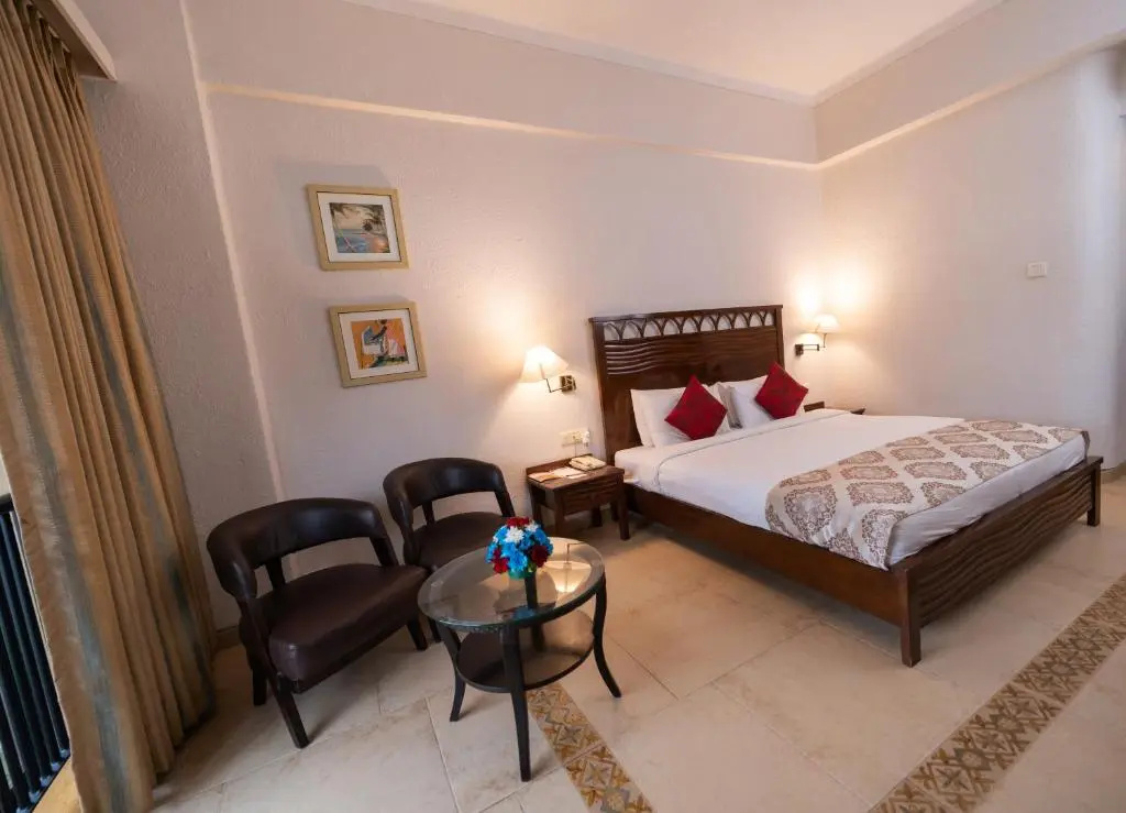 Deluxe Double room (full double bed) (bed type is subject to availability)