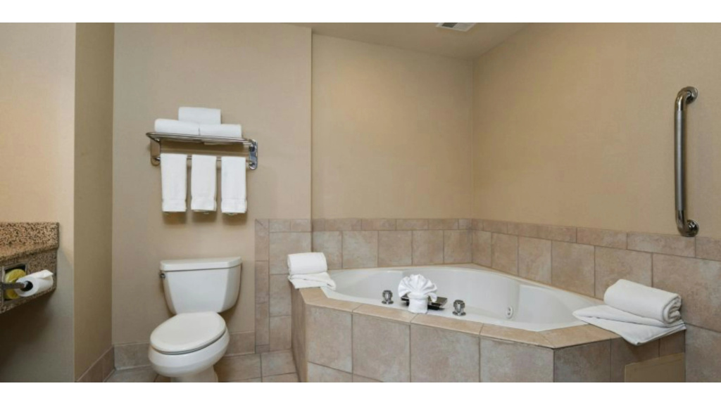 Holiday Inn Express & Suites Cherry by IHG - Général