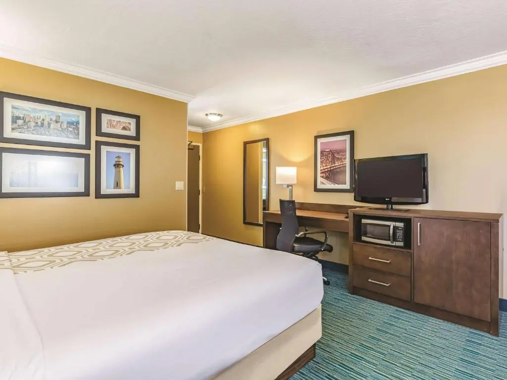 La Quinta Inn & Suites by Wyndham San Francisco Airport West - Chambres
