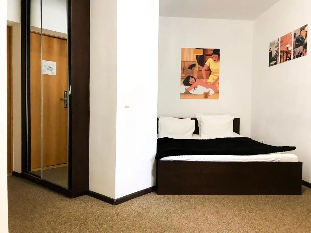 Economy room