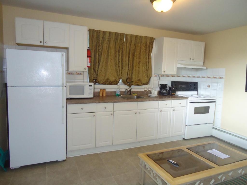 1 Bedroom Suite with lake view