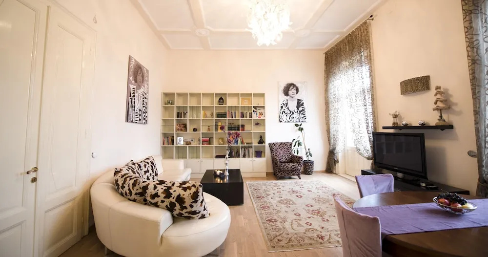 Red Hotel Downtown Unirii - Chambres
