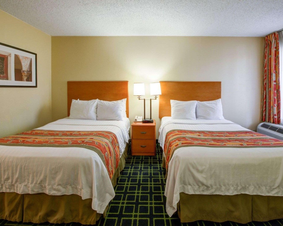 Quality Inn Placentia Anaheim Fullerton — 4