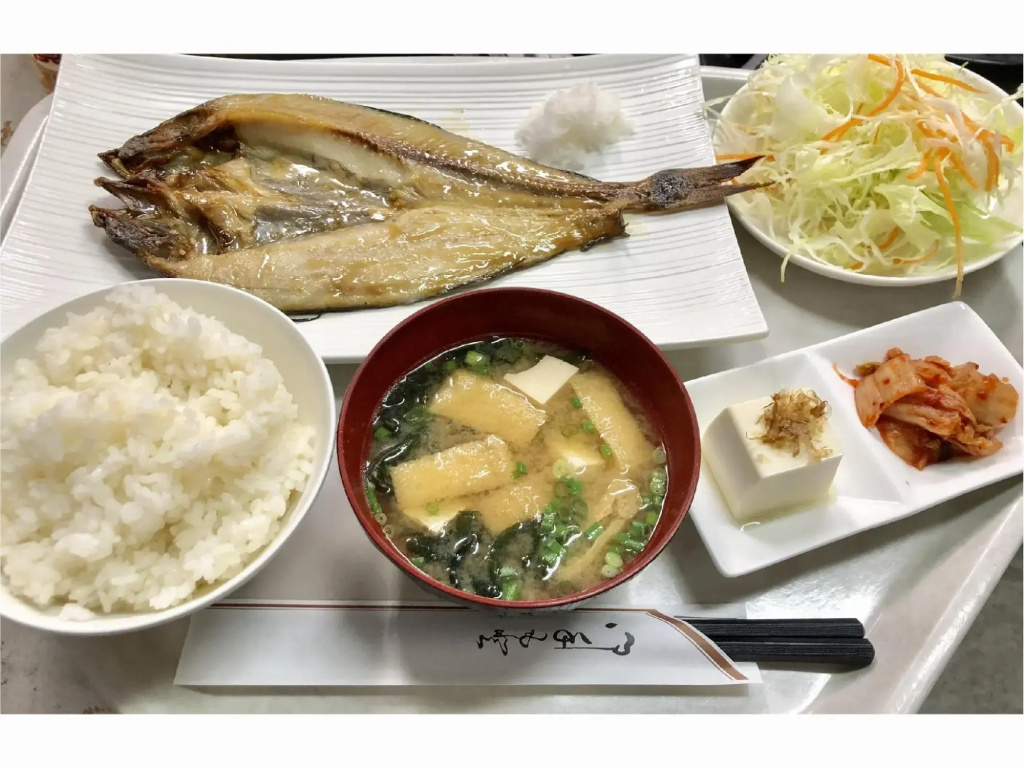 Food & Beverage