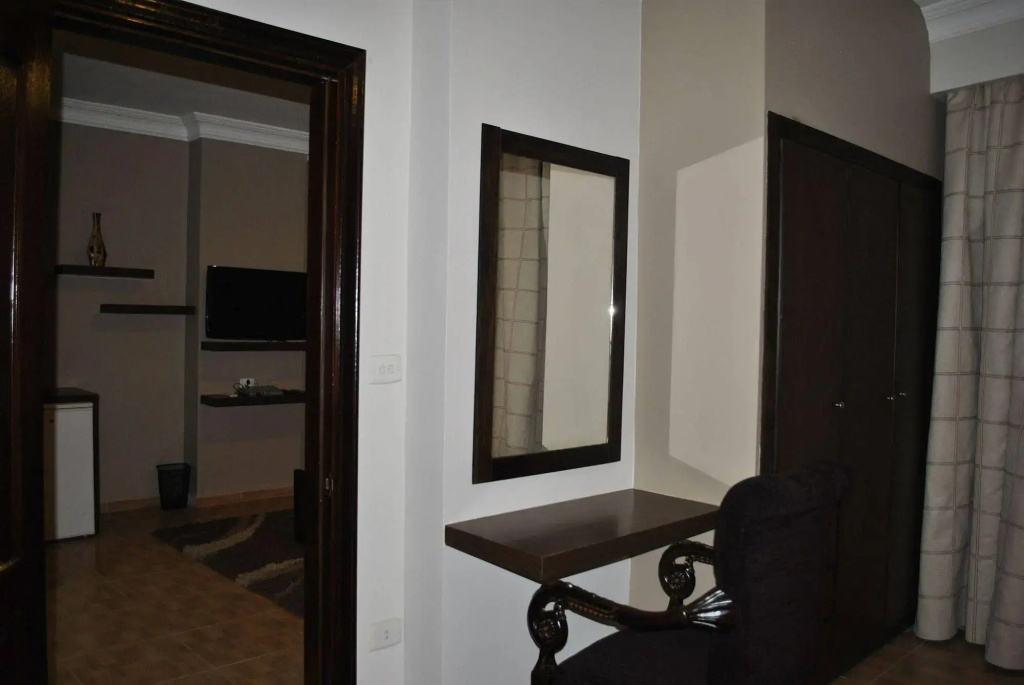 Al-Ballouti Hotel Suites - Général