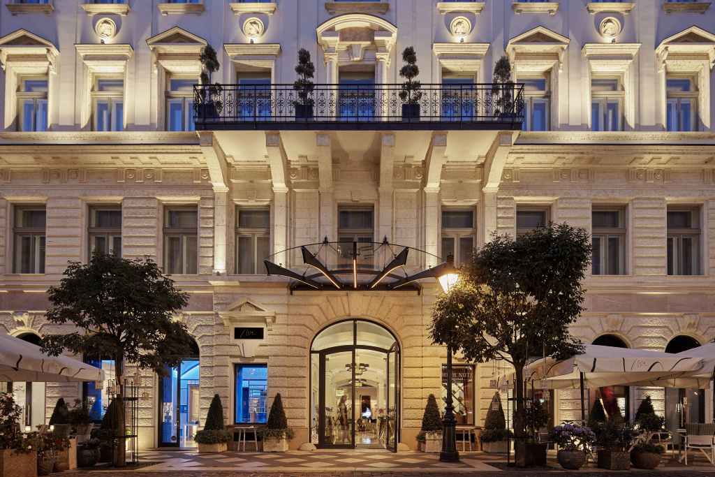 Aria Hotel Budapest by Library Hotel Collection — фото
