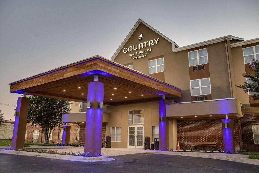 Country Inn & Suites by Radisson, Harlingen, TX — фото