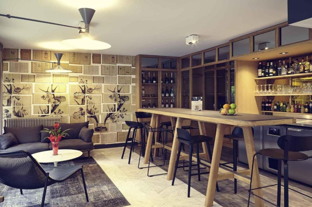 Relais de Lyon by Malone 32