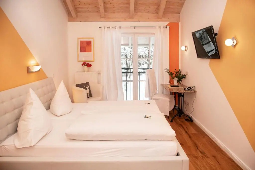Landhaus Café Restaurant & Hotel - Chambres