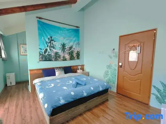 Standard Double room with balcony (full double bed)