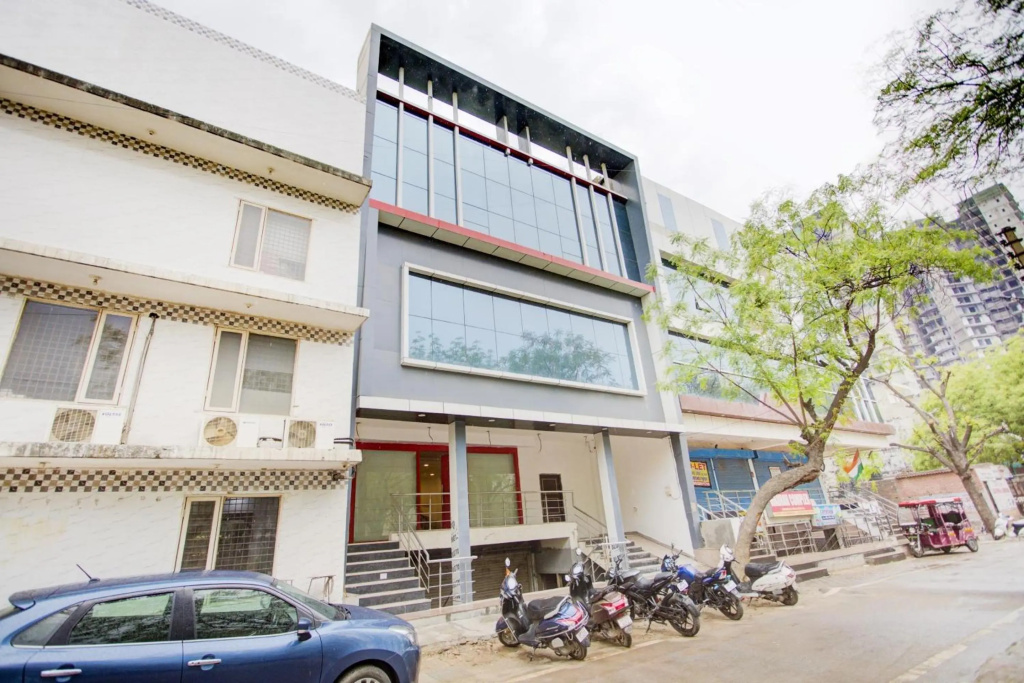 OYO Townhouse 79846 Townhouse 292 Atal Chowk Indirapuram Ghaziabad