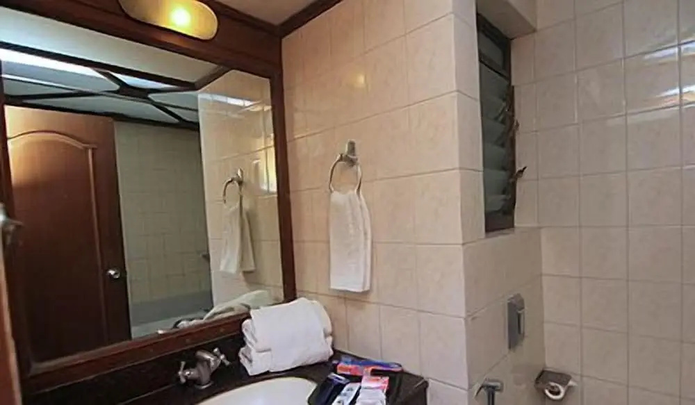 Hotel The Metropole - Phase II - Chambres