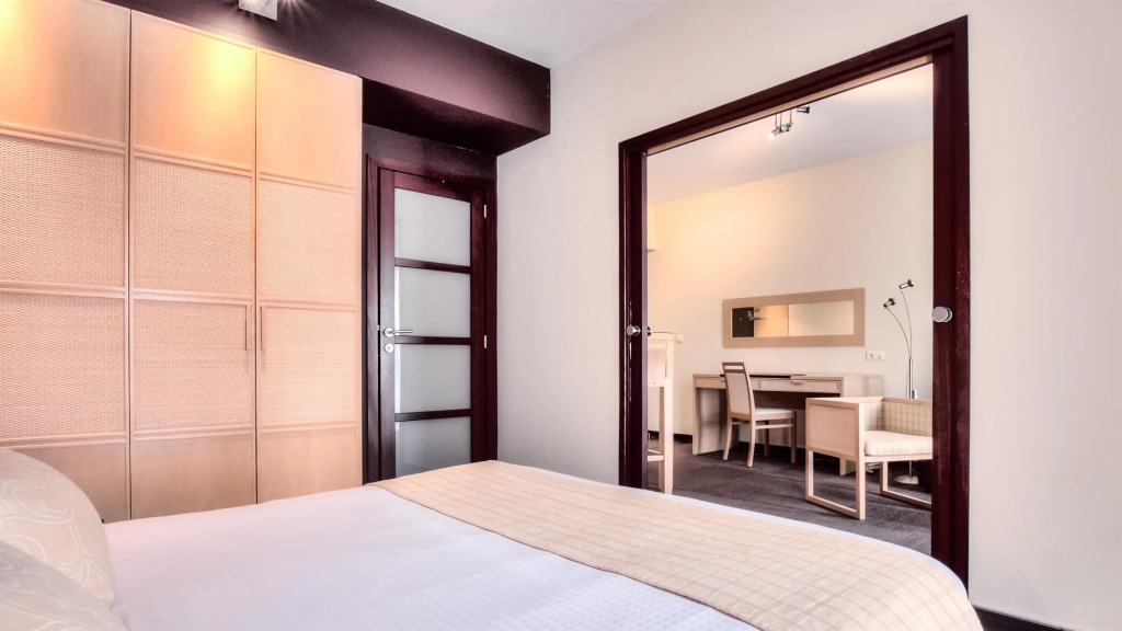 Hotel & Aparthotel Casteau Resort Mons picture