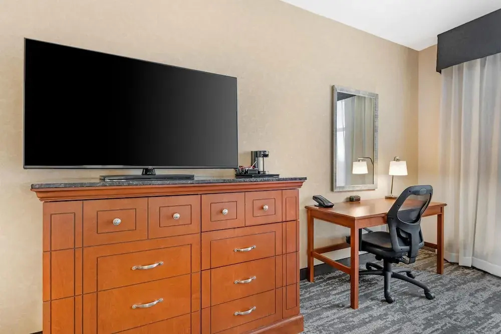 Drury Plaza Hotel Colorado Springs Near the Air Force Academy - Chambres