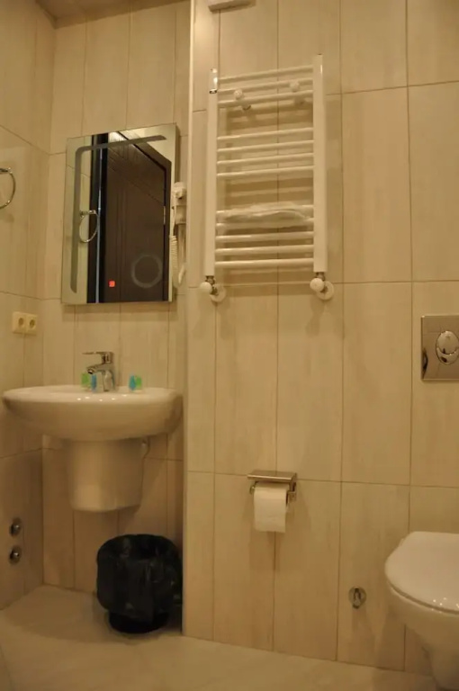Standard Double room with balcony (full double bed)
