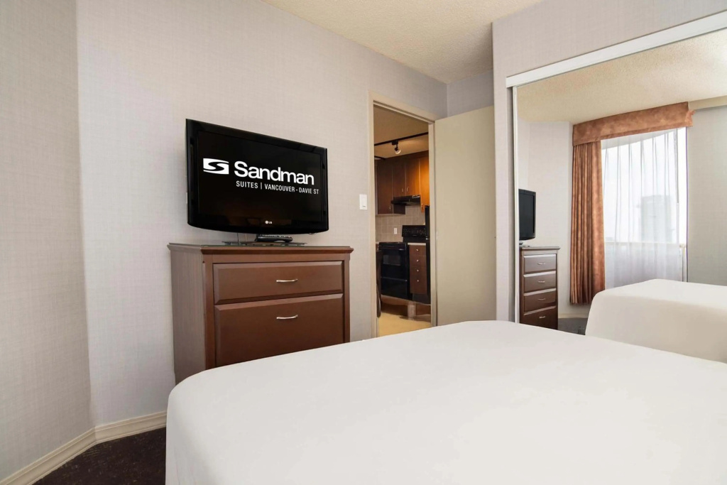 Sandman Suites Vancouver on Davie - фото 24