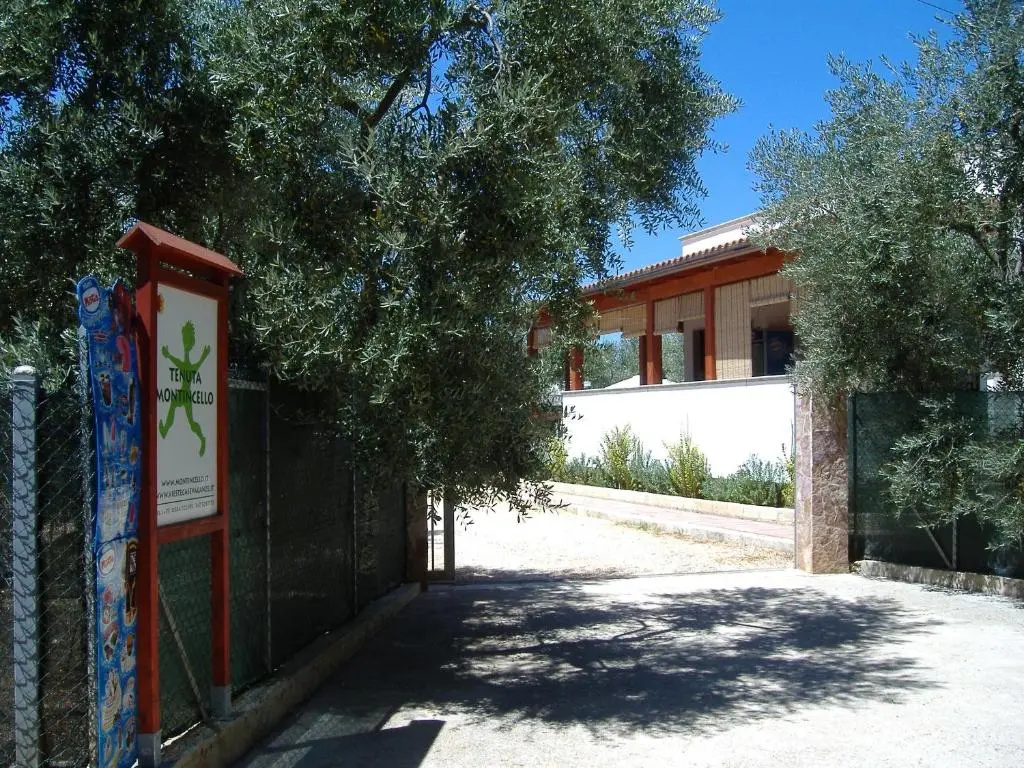 2 Bedrooms Cottage