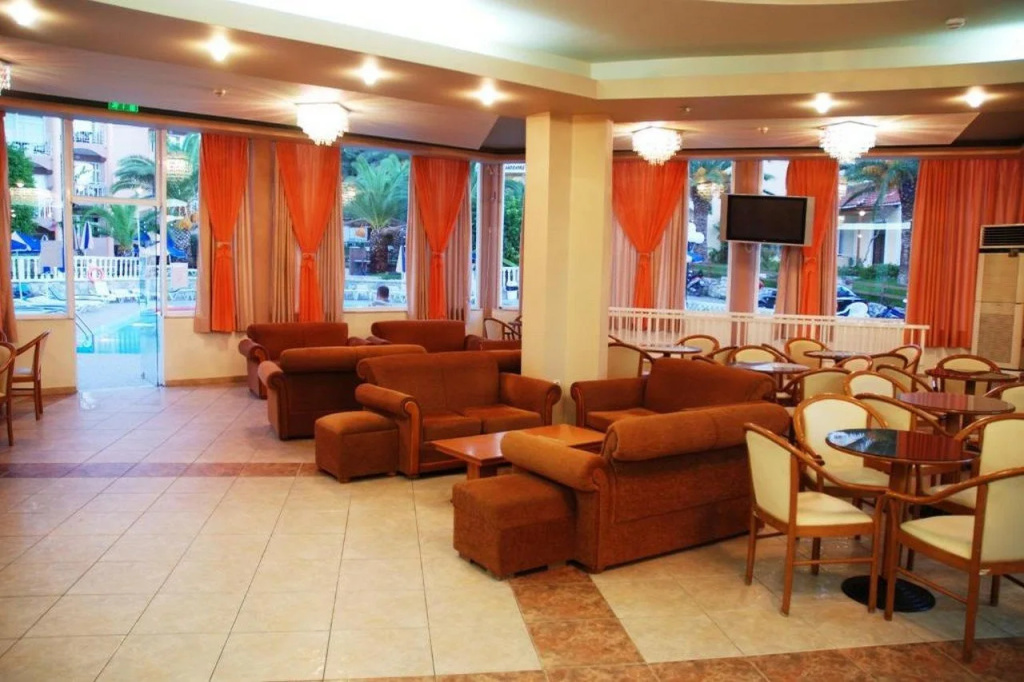 Admiral Hotel Annex