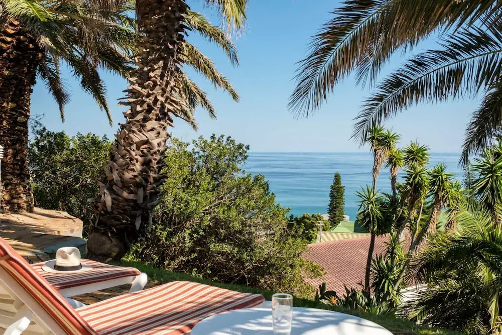 Camps Bay 4BR w Pool and Sea Views Atlantic Gem