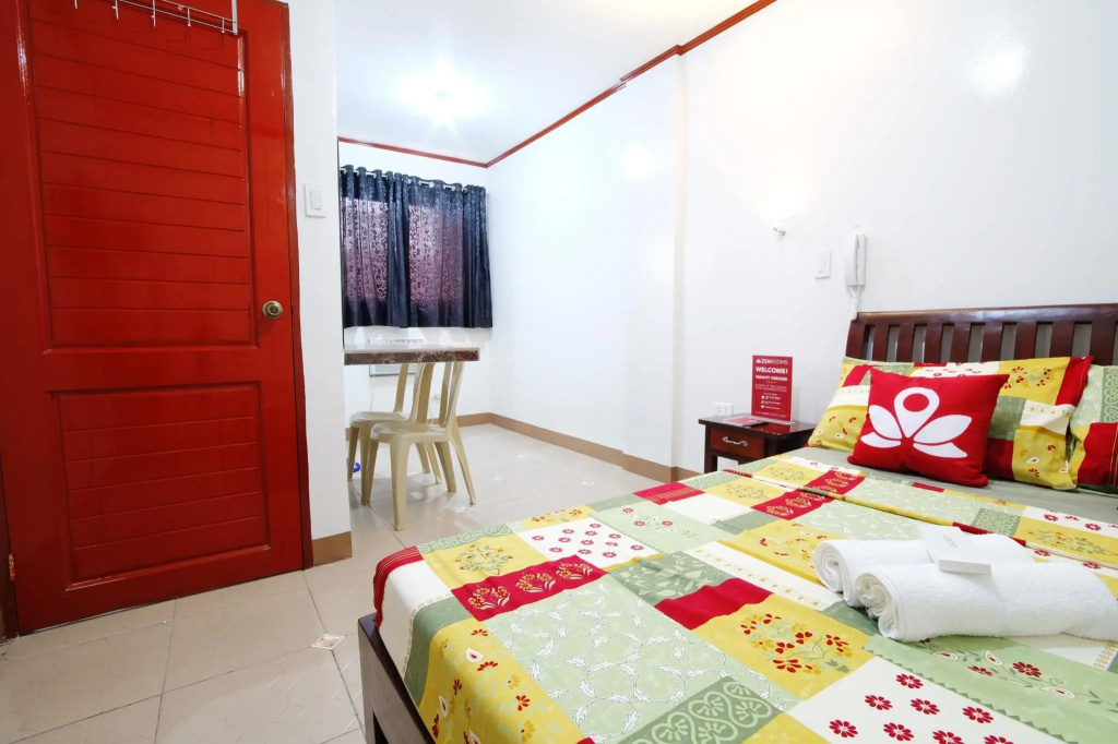 Superior Double room (full double bed)