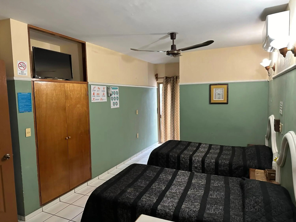Hotel photo 2