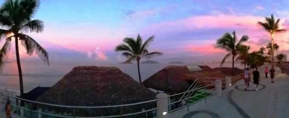 Condo del Mar Arris