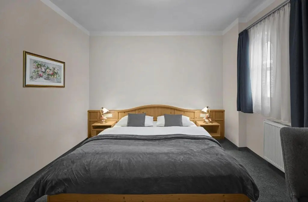 Lisi Family Hotel - Chambres