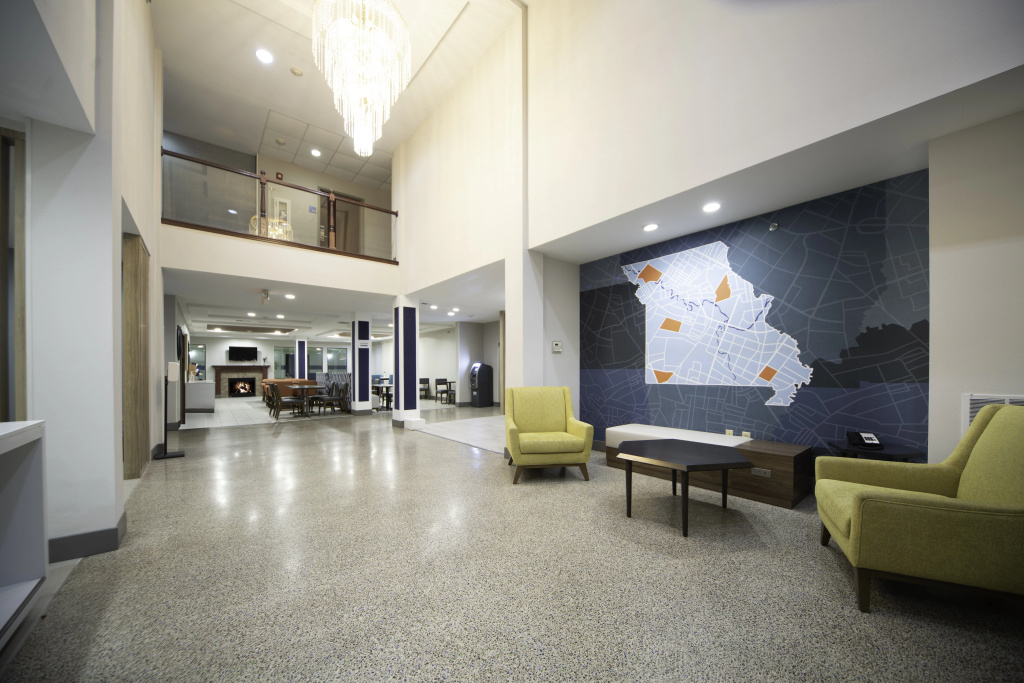 Holiday Inn Express Hotel and Suites St. Charles by IHG - Général