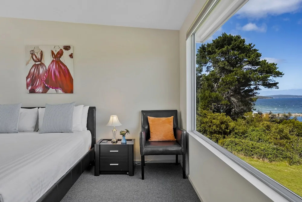 3 Bedrooms Cottage with sea view