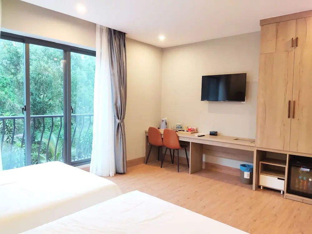 Bedroom