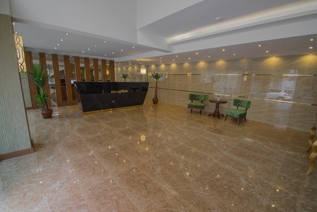 Looks Hotel by null