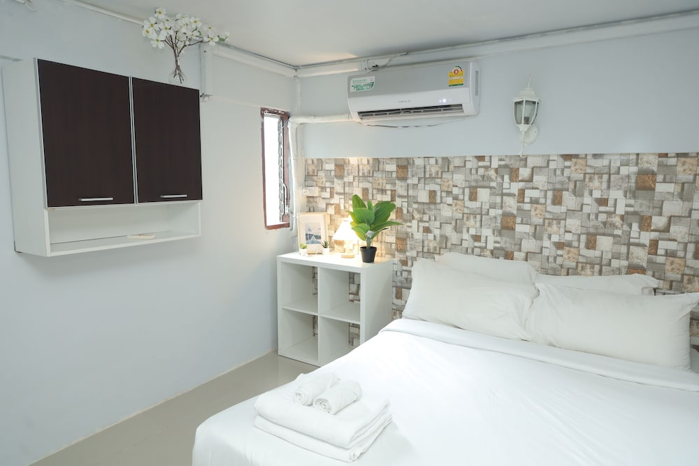 Happy Residences Pattaya 2
