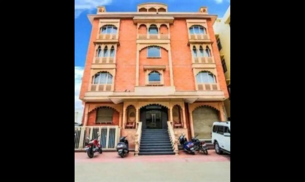 Townhouse OAK Hotel Joy24