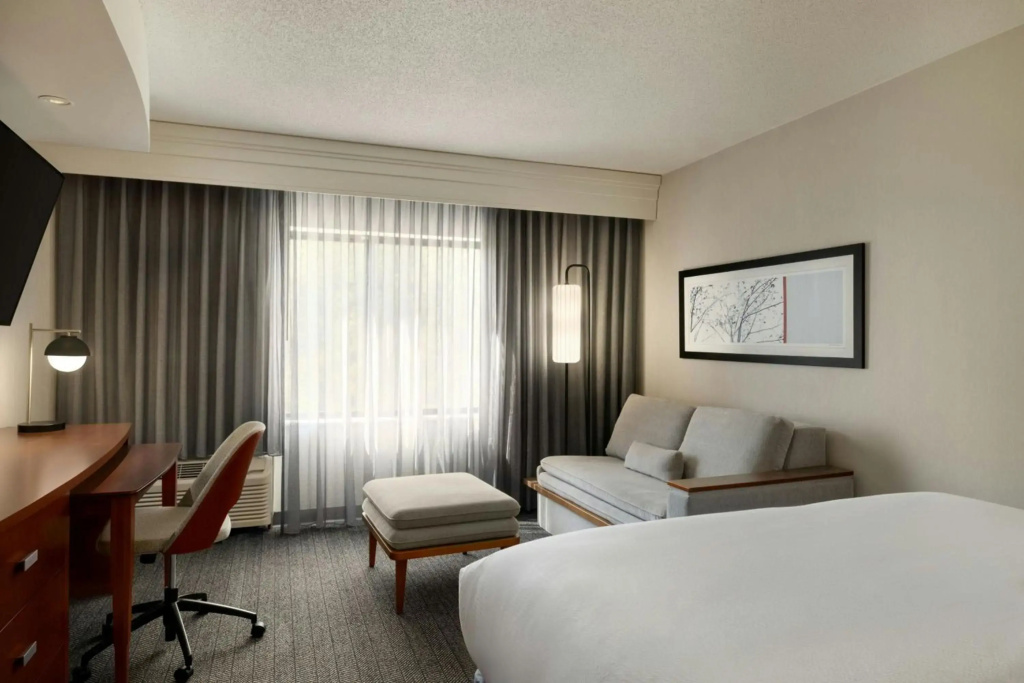 Courtyard Marriott Greenville - фото 5