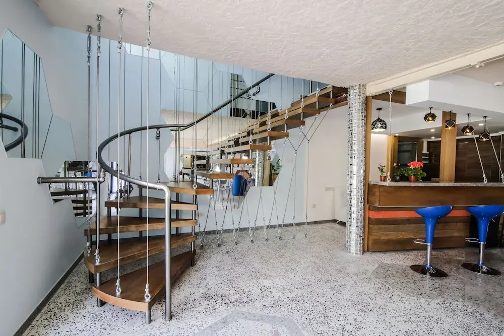 Hotel photo 12