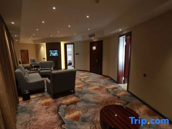 2 Bedrooms Deluxe Suite