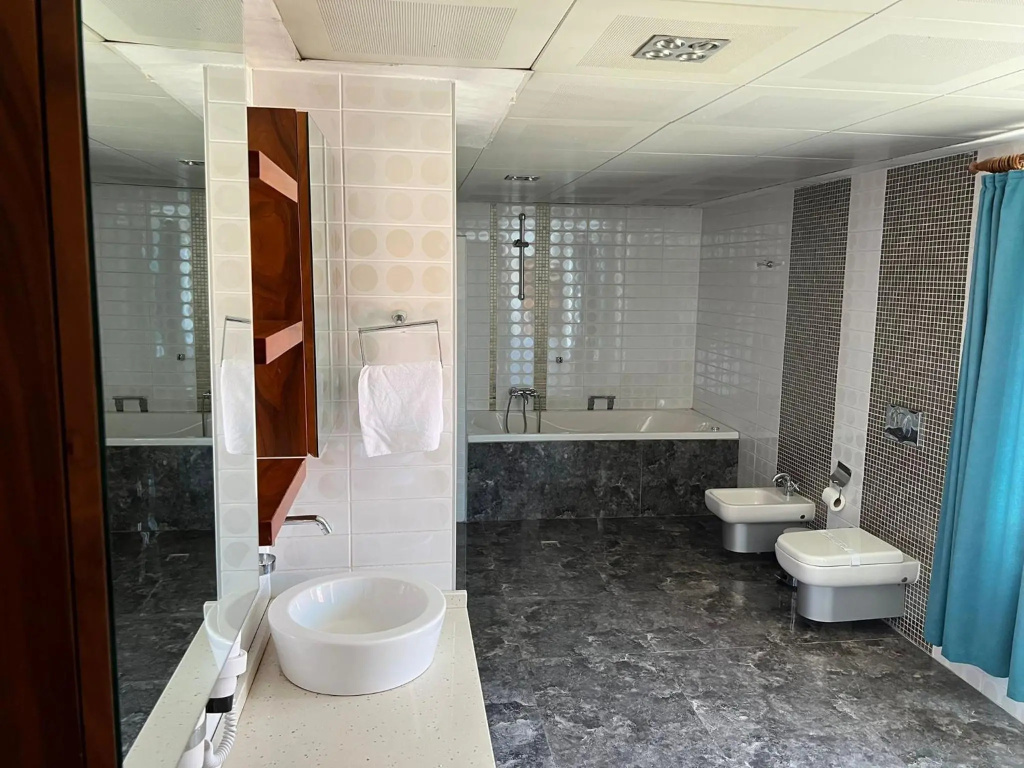 Ferah Suites — 5