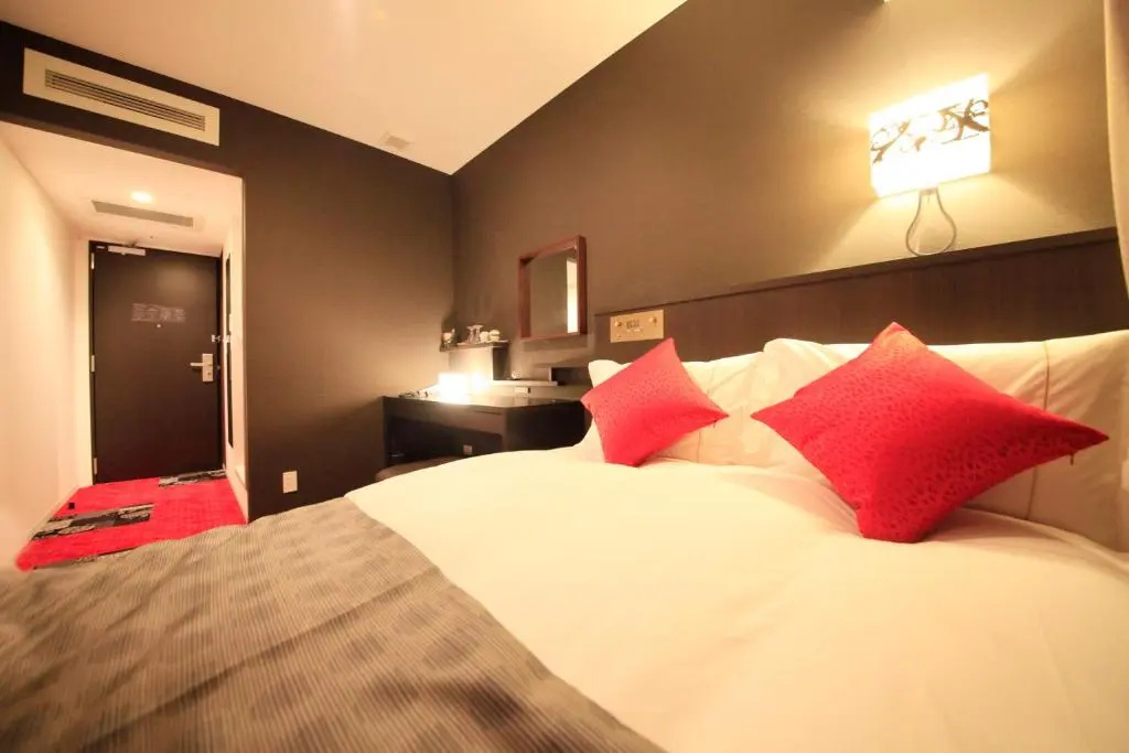 Moderate Double room (full double bed)