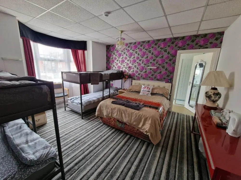 Hotel photo 13