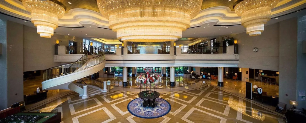 Lobby & Reception