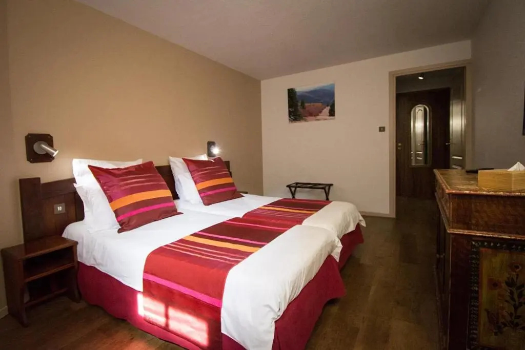 Hotel De La Couronne - Chambres