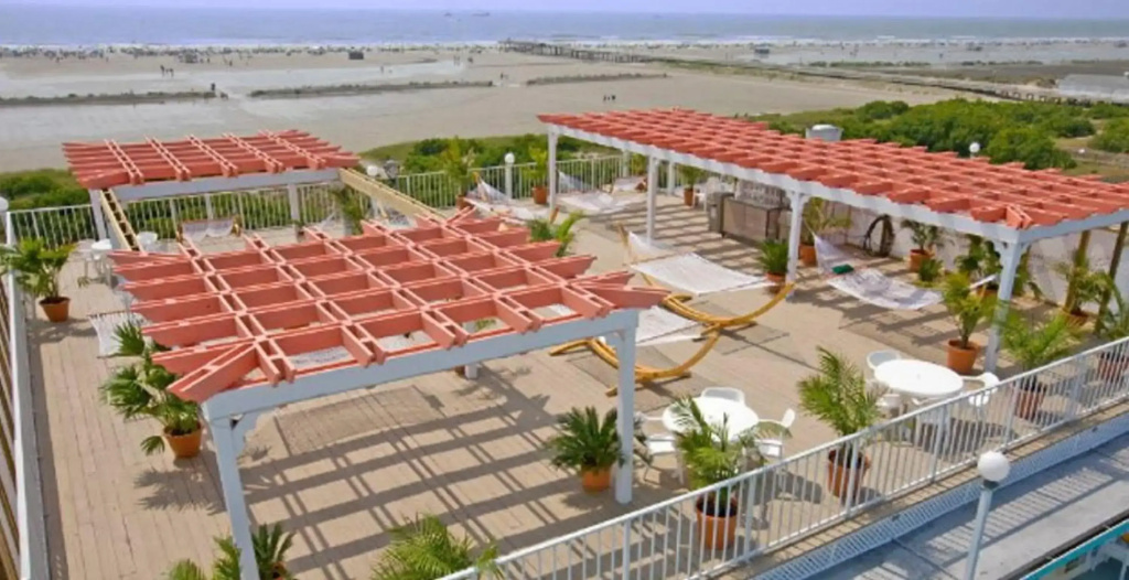 Aqua Beach Hotel