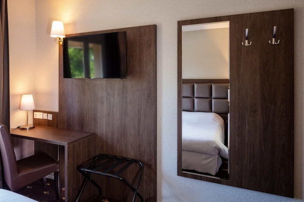 Logis Hotel Noemys Morgon - Chambres